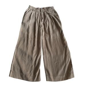 YFB Young Fabulous & Broke Cropped Pant Womens Small Tan Wide Leg Pleated Front